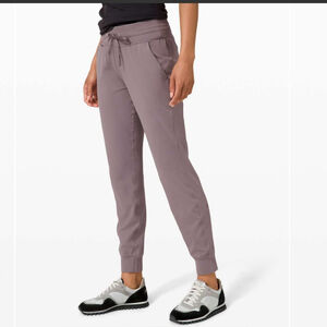 lululemon athletica Mauve Jogger Pants